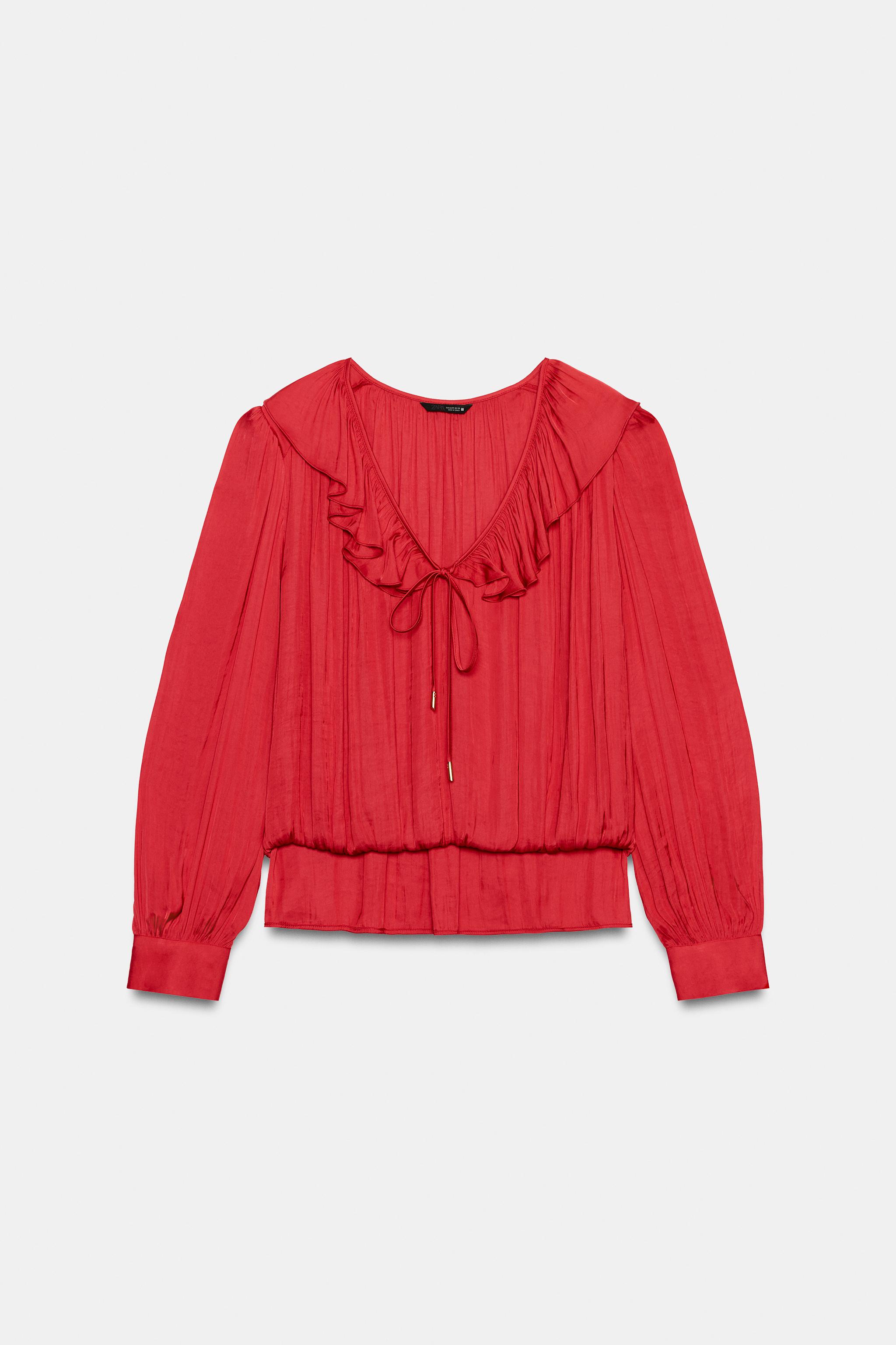BLOUSE SATINÉE À VOLANTS ET ÉPAULETTES
